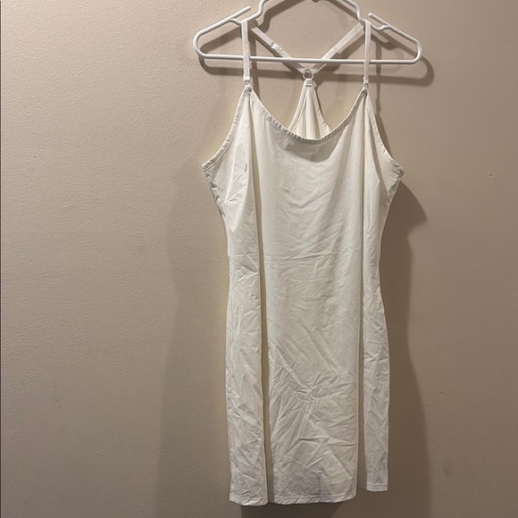 Calvin Klein White Performance Dress - size large - NWT - built in shorts - Picture 1 of 6